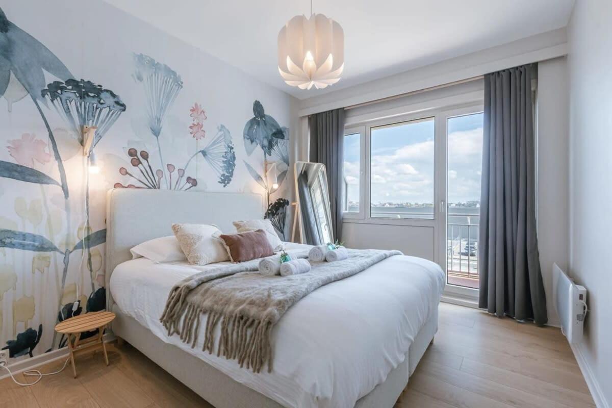 Huswell - Bright Seaview In Appartement
